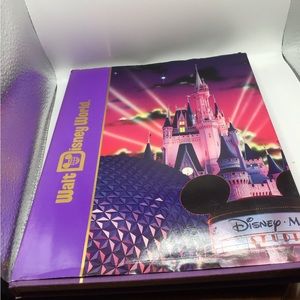 Walt Disney world  (Rare) Hardback Book Collectors Book (207 Pages)
